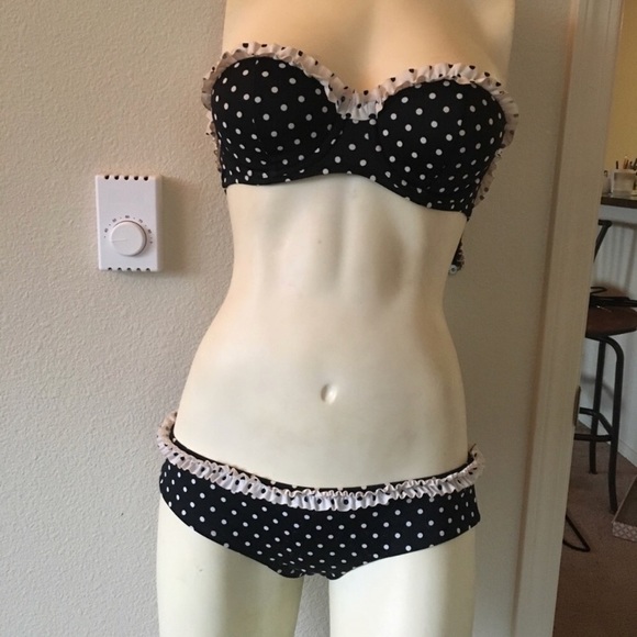 Victoria secret polka dot swimsuit top - Picture 1 of 2